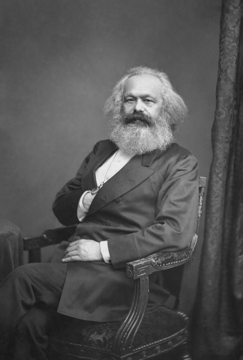 Karl Marx (1818–1883), author of Das Kapital (1867) and the Communist Manifesto. Photographed in 1875; held at the Städel Museum, Frankfurt.